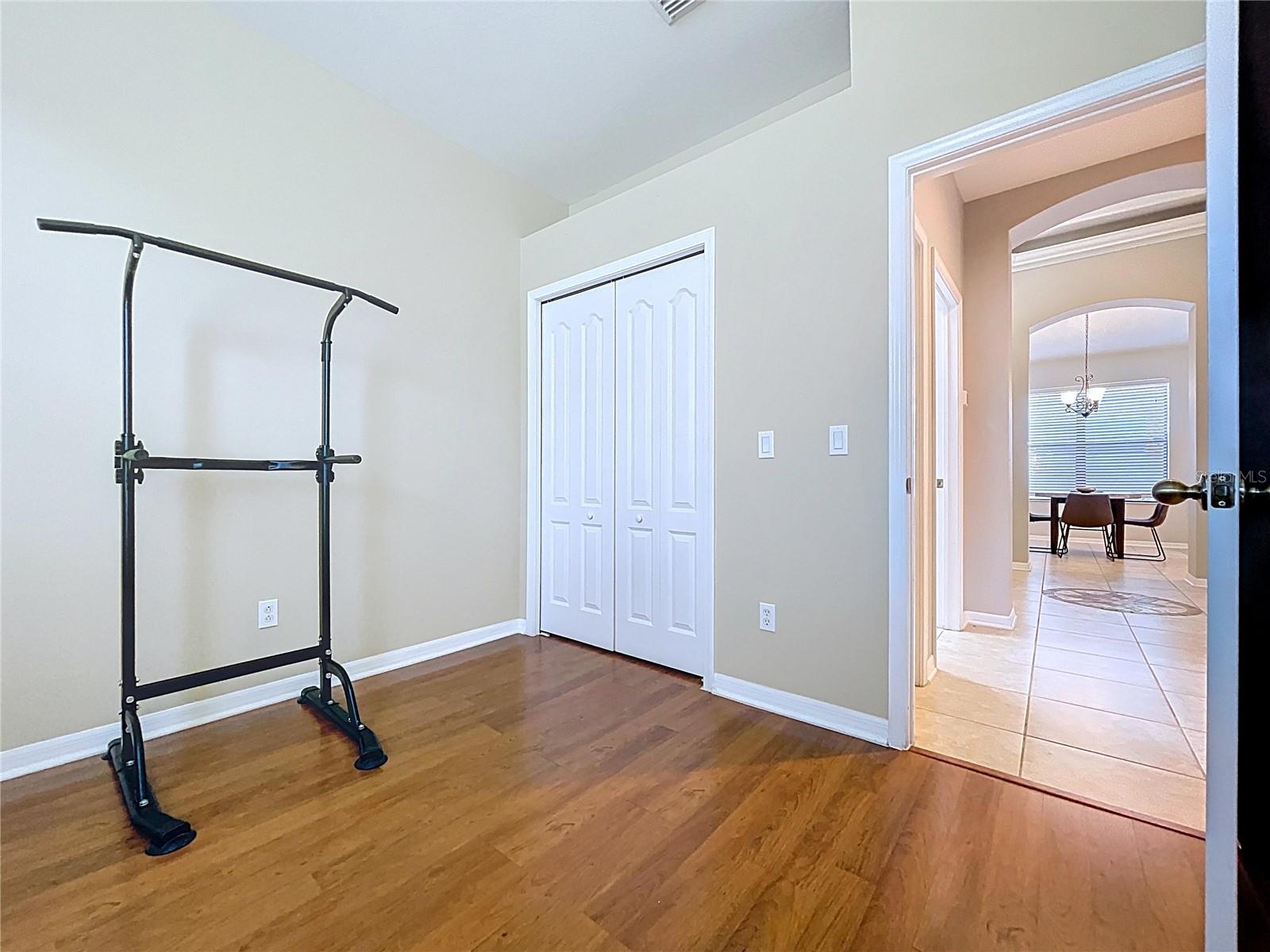 Image 18 of 26 For 8501 White Poplar Drive