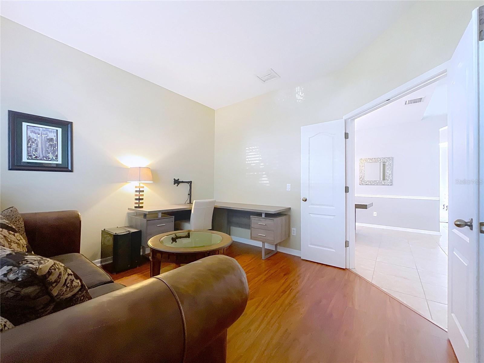 Image 4 of 26 For 8501 White Poplar Drive