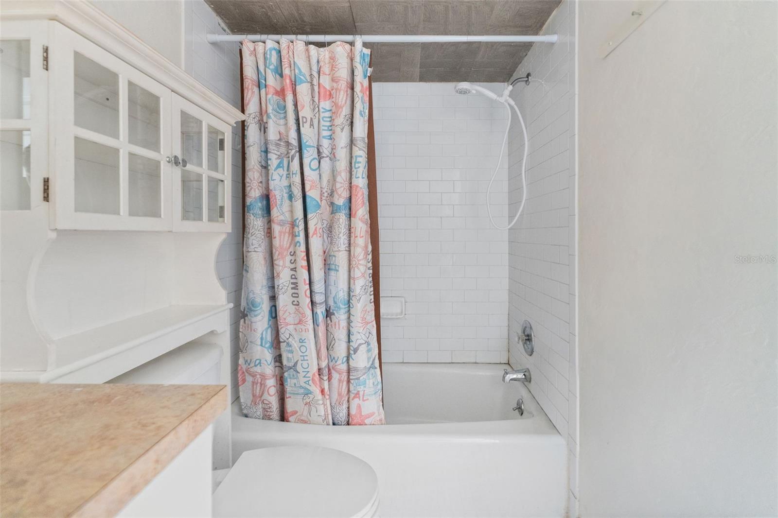 Image 18 of 30 For 2418 Links Avenue