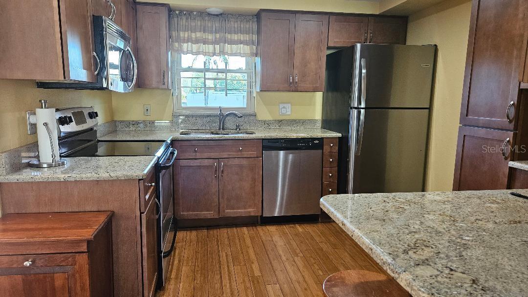 Image 3 of 35 For 4600 98th Way N 210