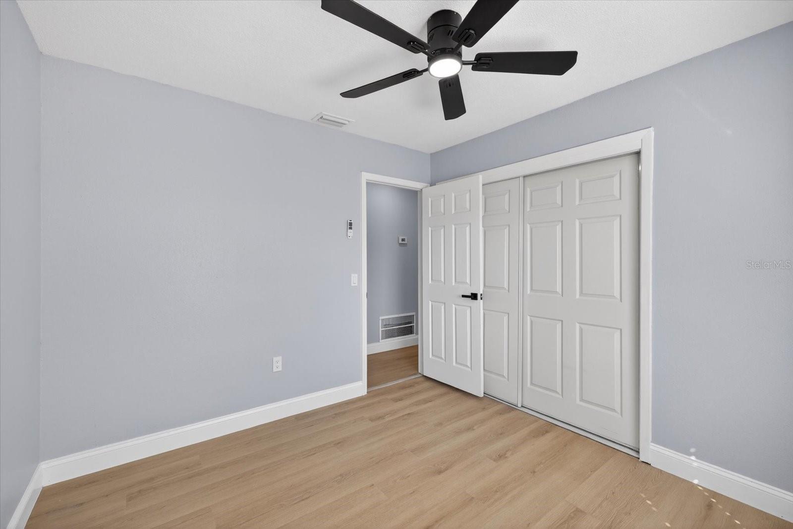 Image 9 of 18 For 10602 Rivercrest Drive