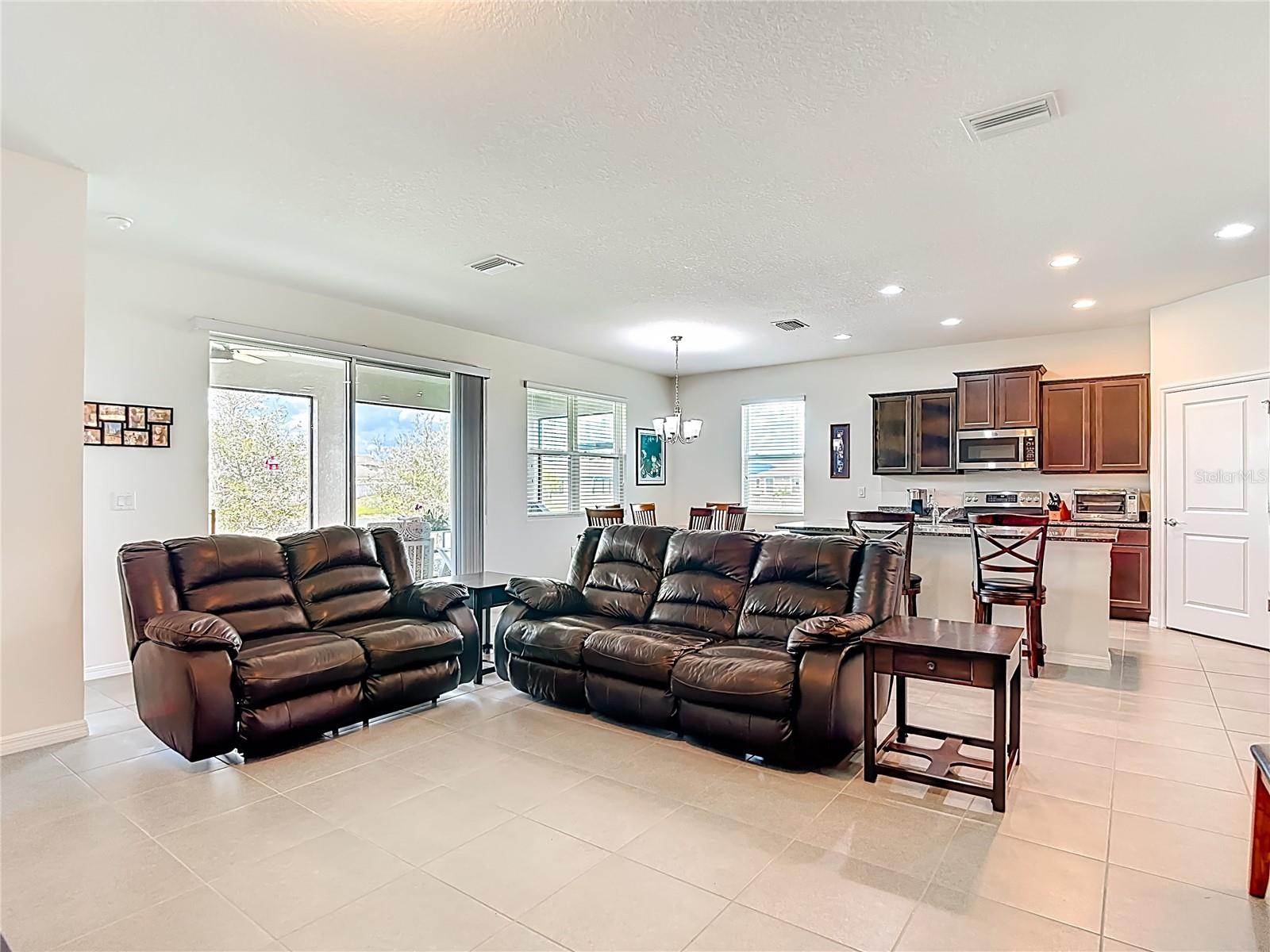 Image 9 of 80 For 31385 Tansy Bend