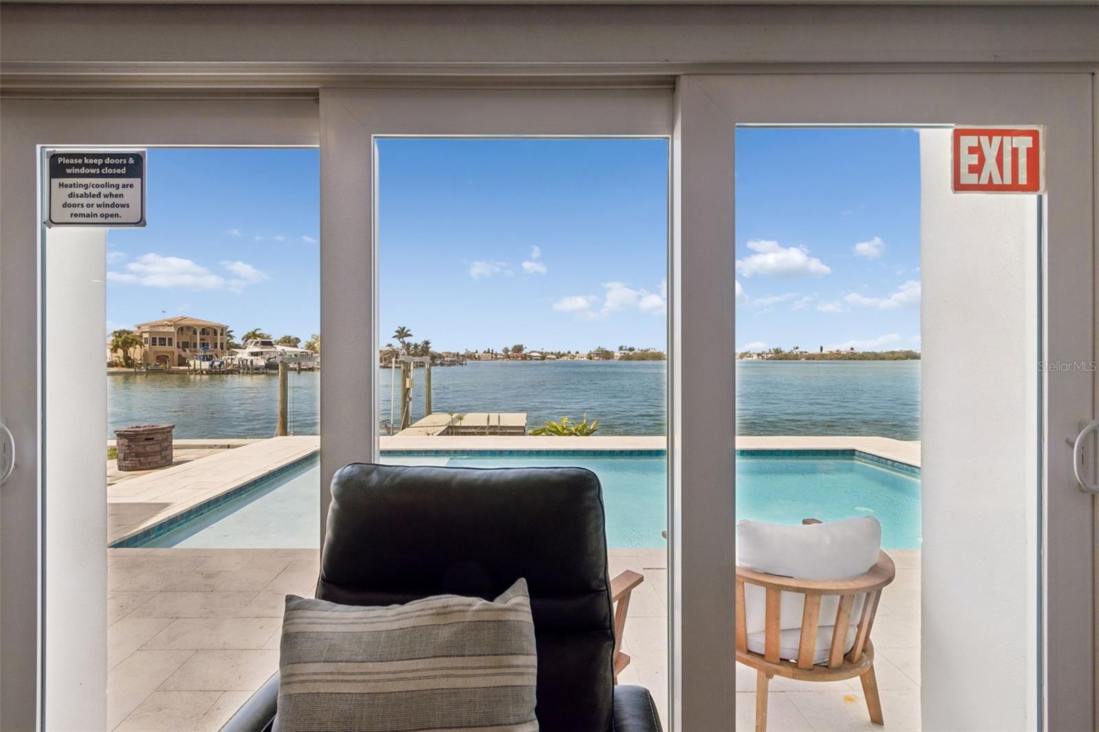 Listing photo id 23 for 478 Harbor Drive N