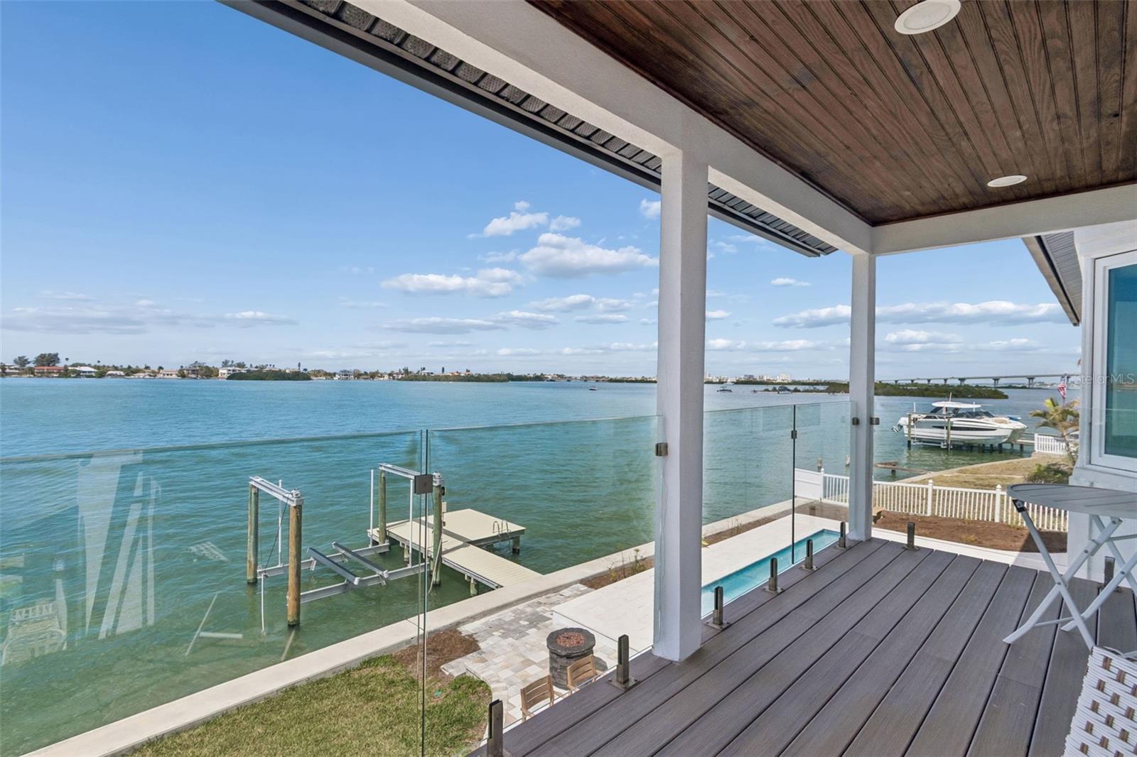 Listing photo id 44 for 478 Harbor Drive N