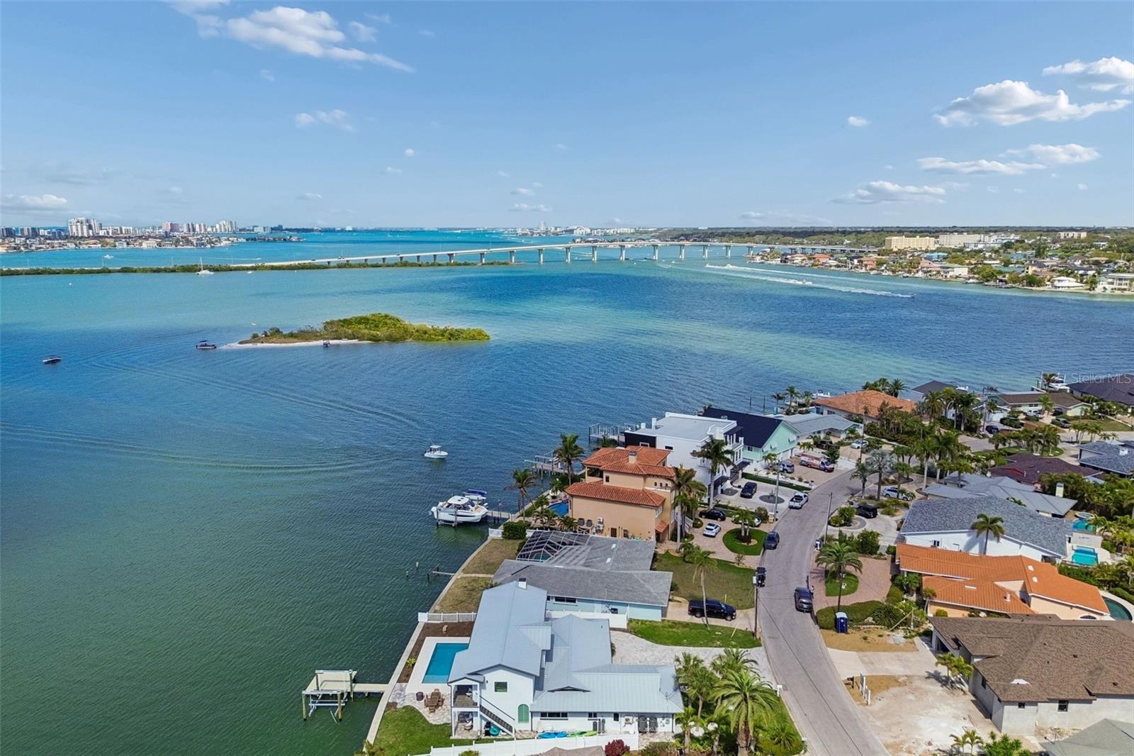 Listing photo id 65 for 478 Harbor Drive N