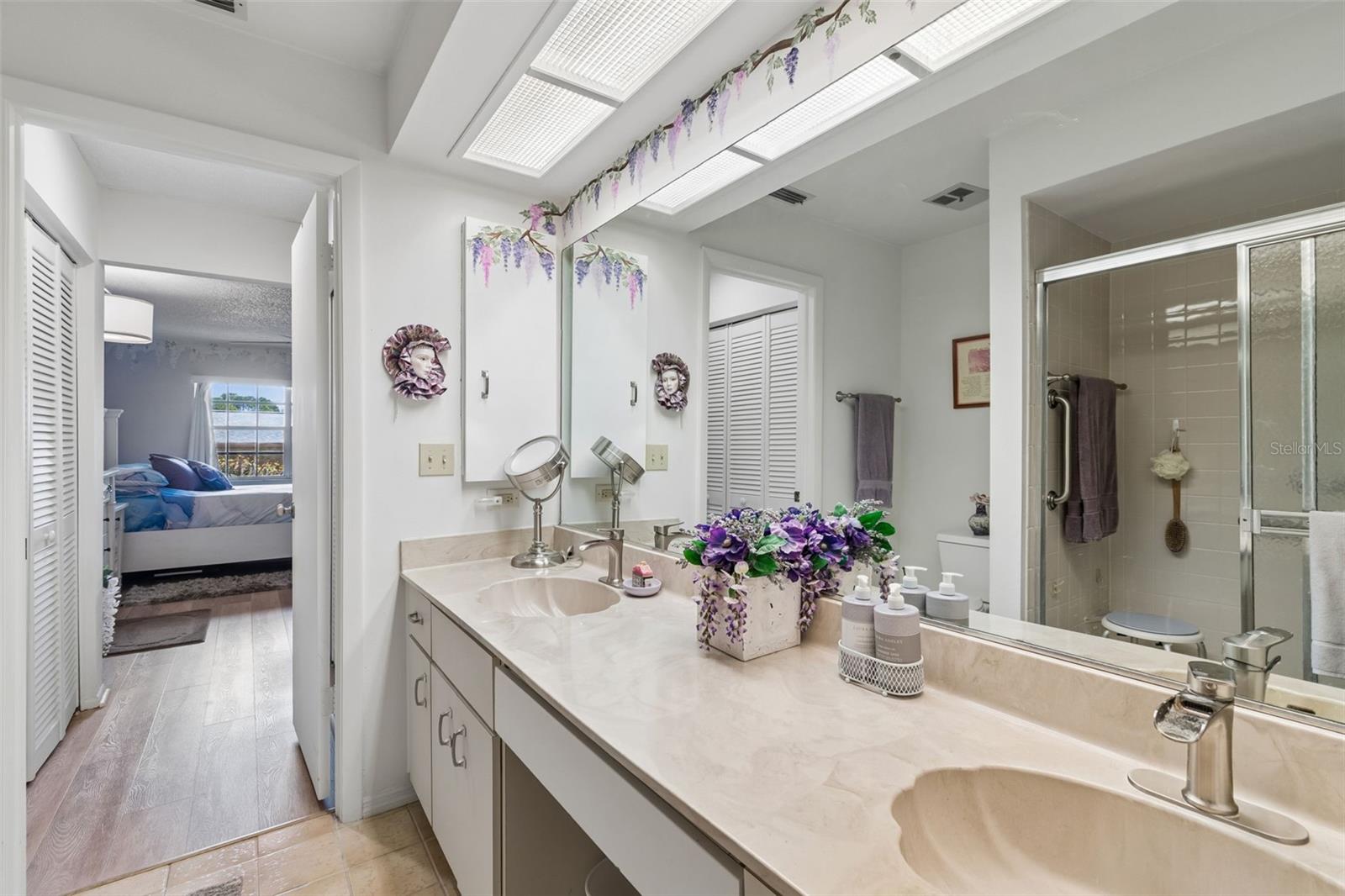 Image 22 of 68 For 2231 Lark Circle E F