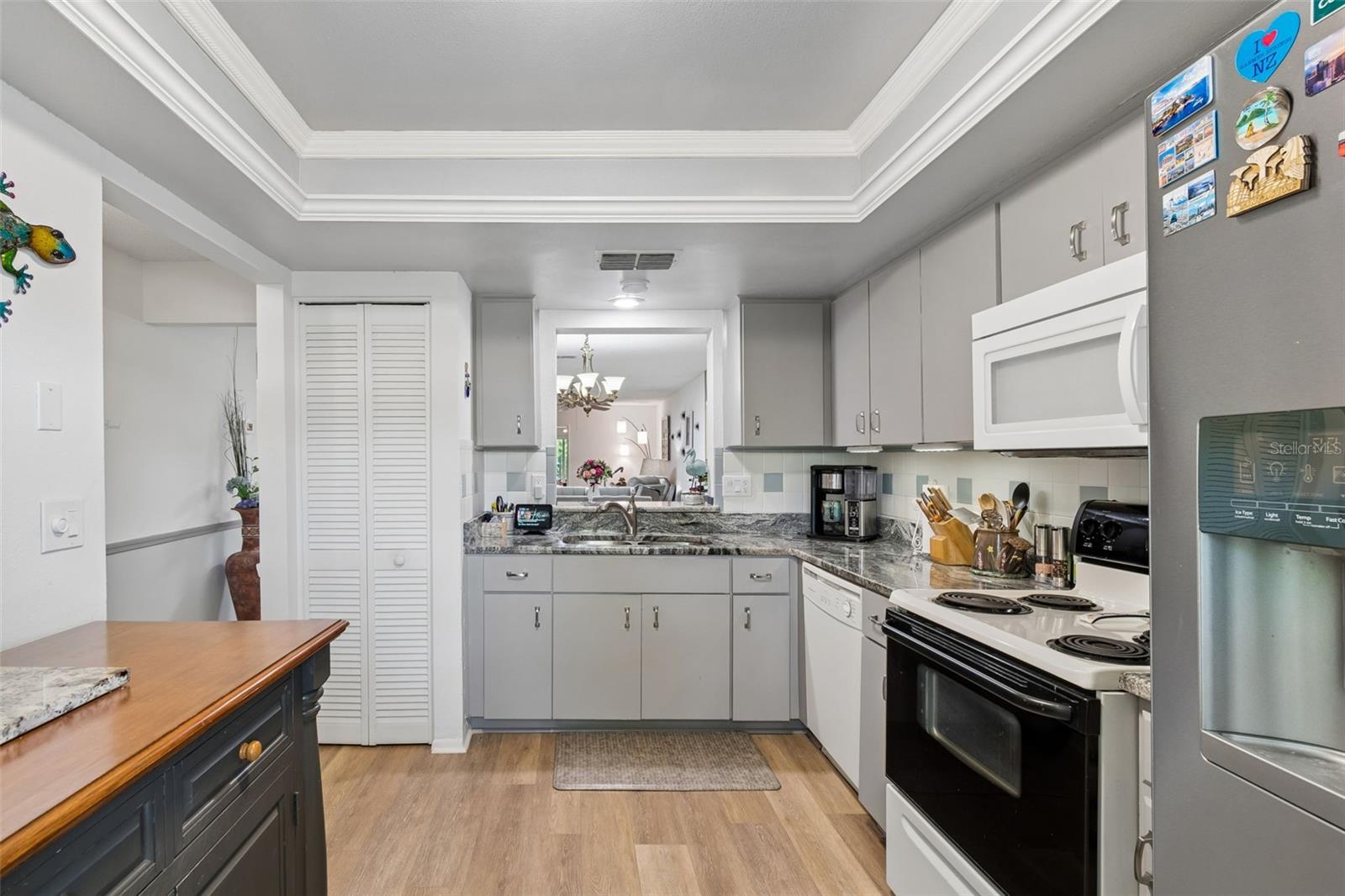 Image 7 of 68 For 2231 Lark Circle E F