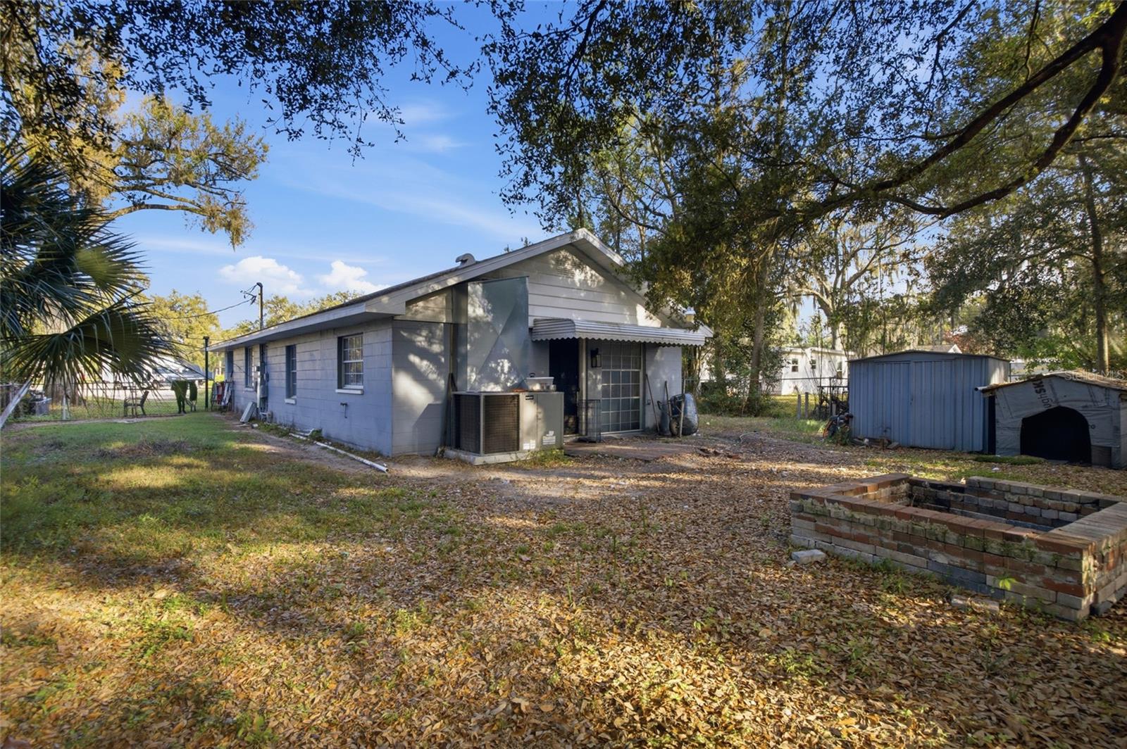 Image 18 of 21 For 907 Center Street