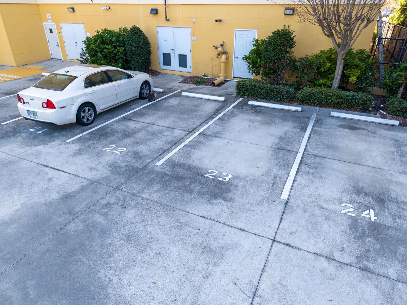 Image 17 of 40 For 316 8th Street S 402