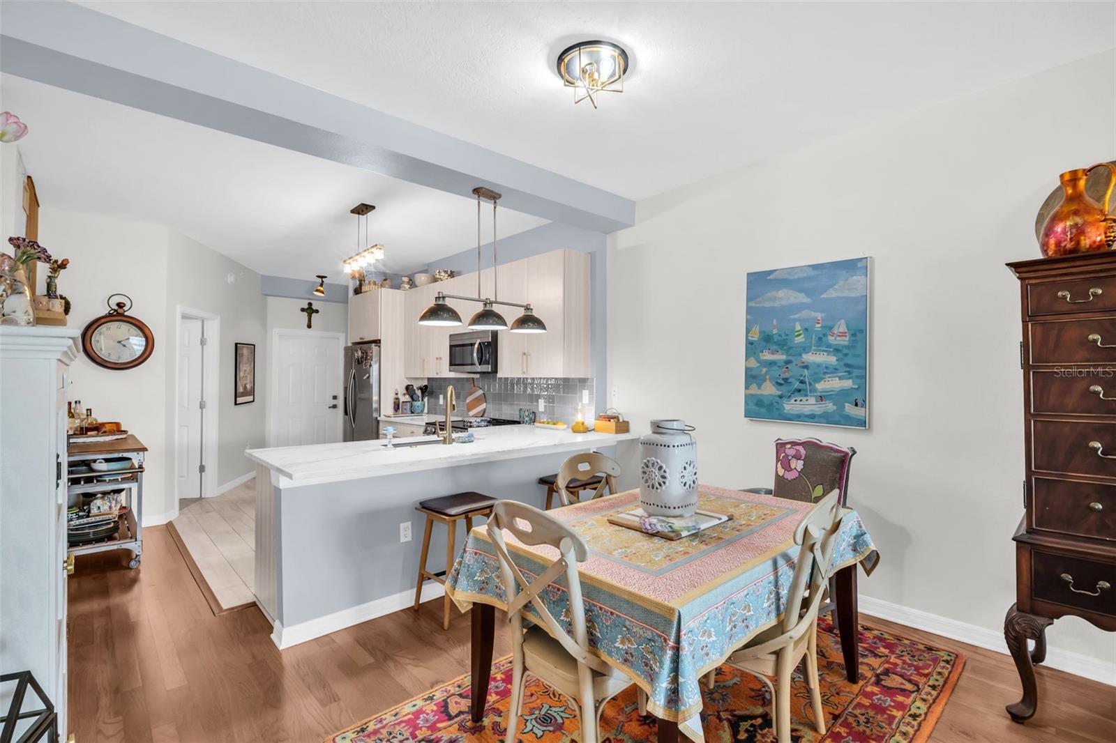 Image 8 of 40 For 316 8th Street S 402