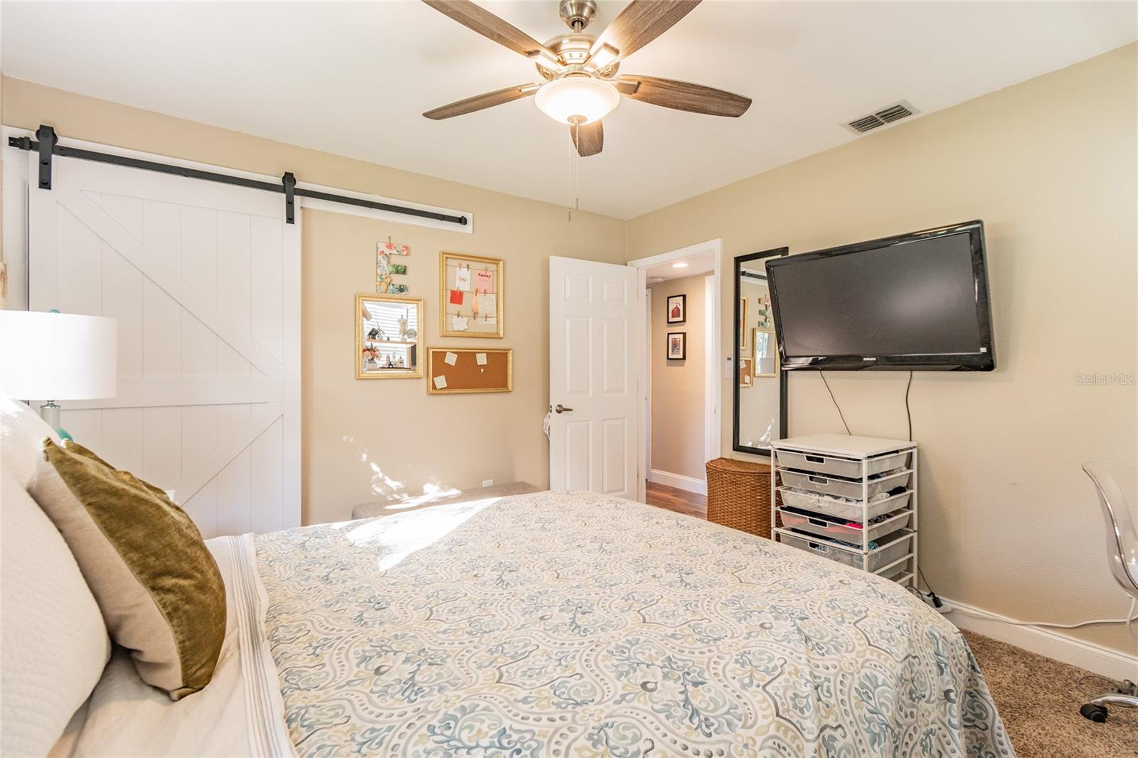 Image 24 of 33 For 6206 Kelly Road