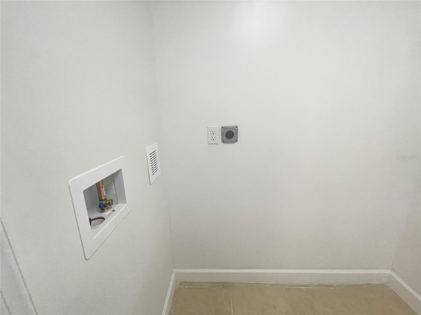 Image 14 of 16 For 2625 State Road 590  1211