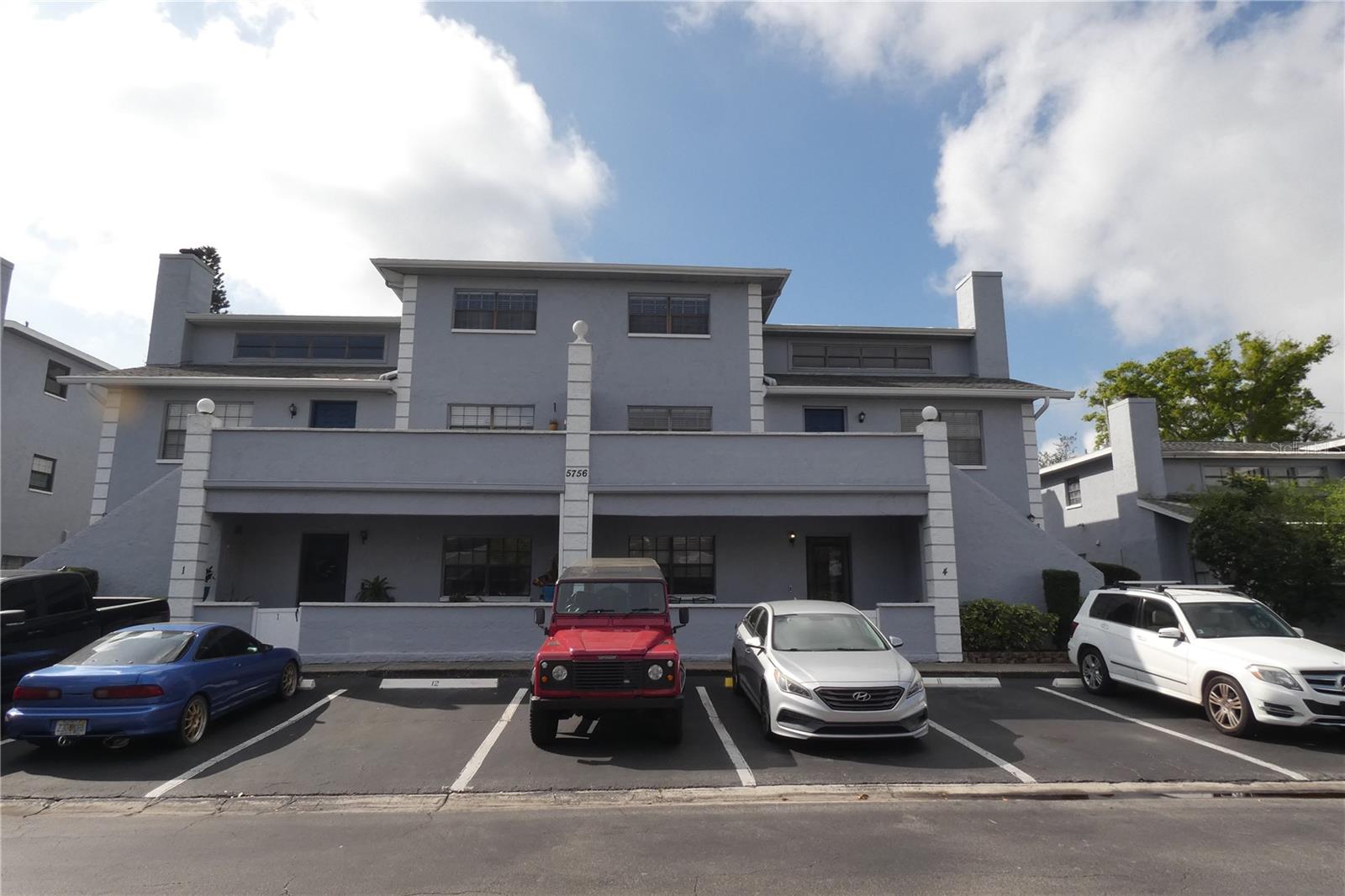 Details for 5756 Calais Boulevard N 8, ST PETERSBURG, FL 33714