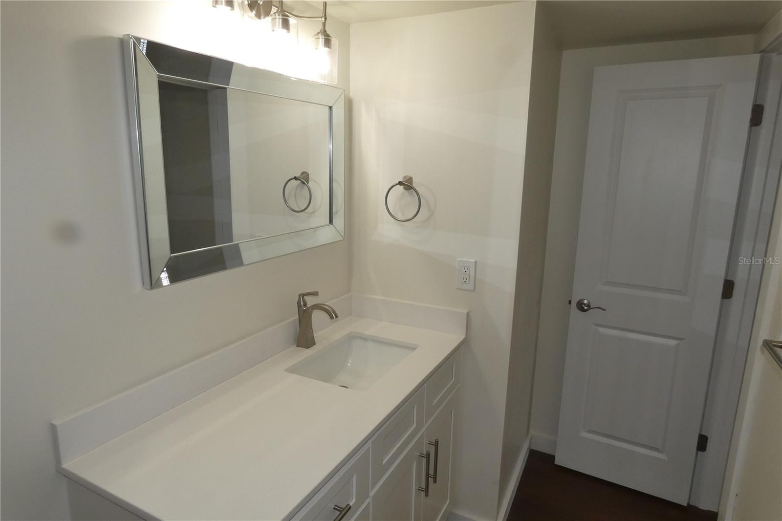 Image 20 of 40 For 5756 Calais Boulevard N 8