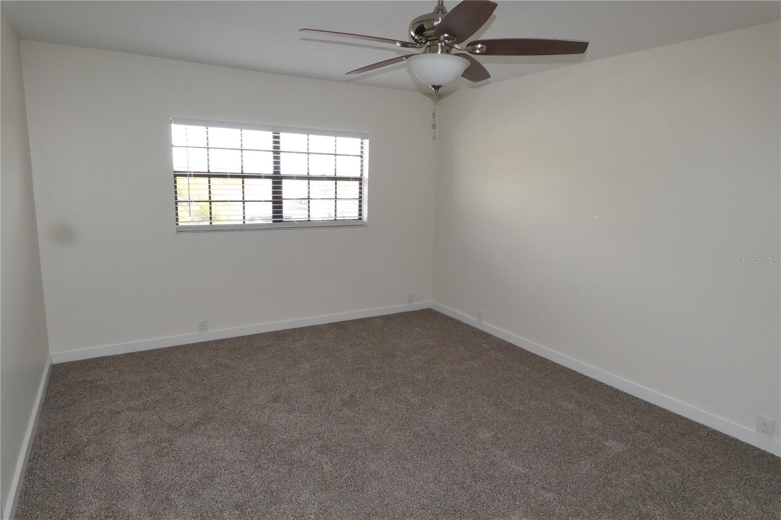 Image 28 of 40 For 5756 Calais Boulevard N 8