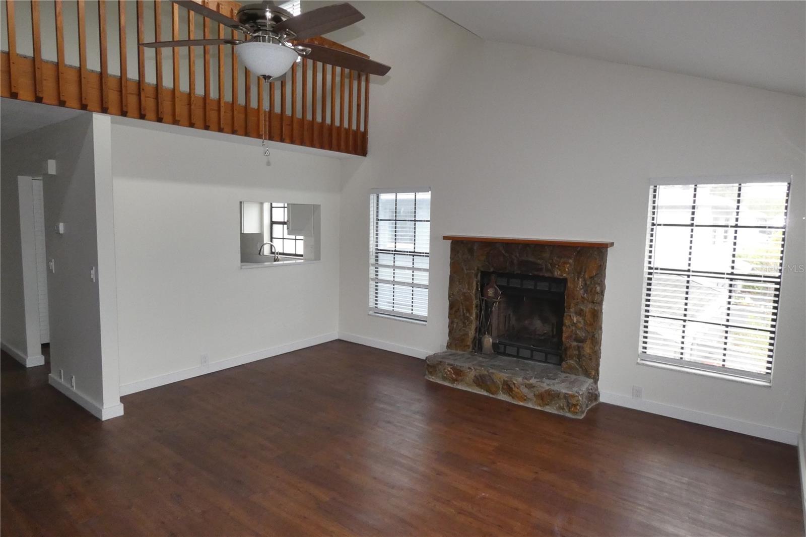 Image 4 of 40 For 5756 Calais Boulevard N 8