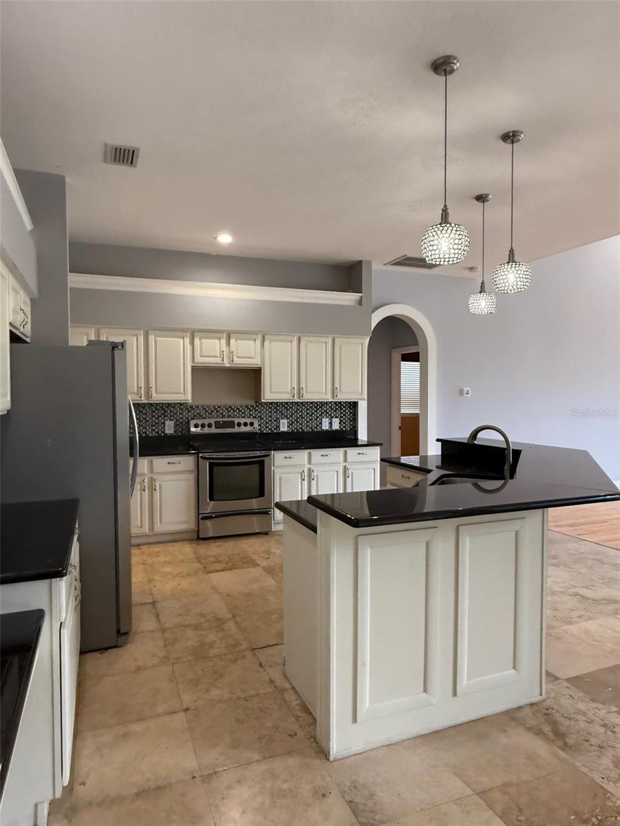 Image 2 of 13 For 3373 Crescent Oaks Boulevard