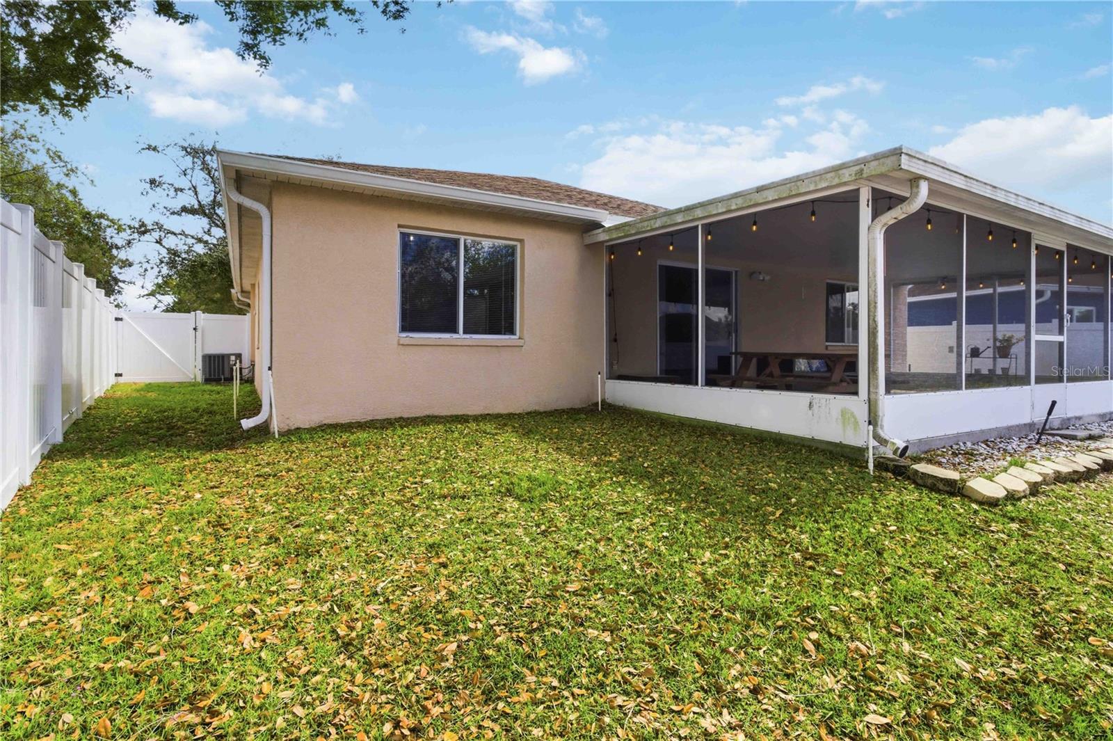 Image 21 of 29 For 3223 Summer Cruise Drive