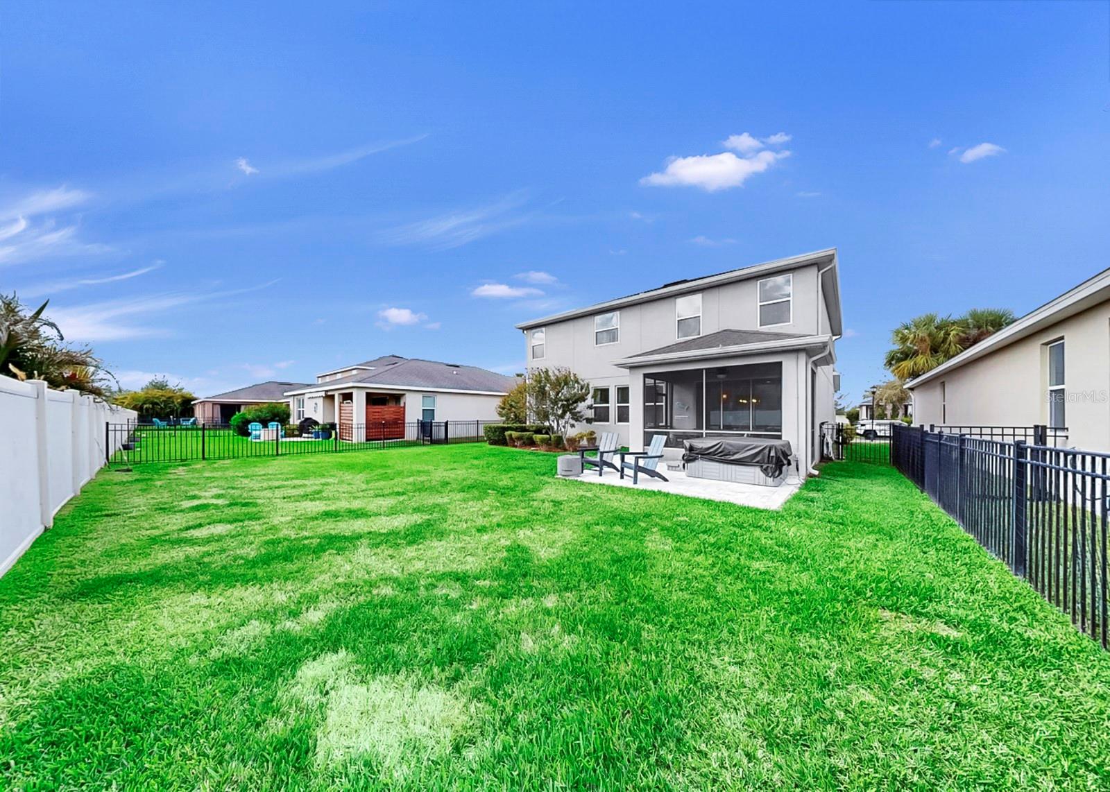 Image 16 of 77 For 6321 Sunsail Place