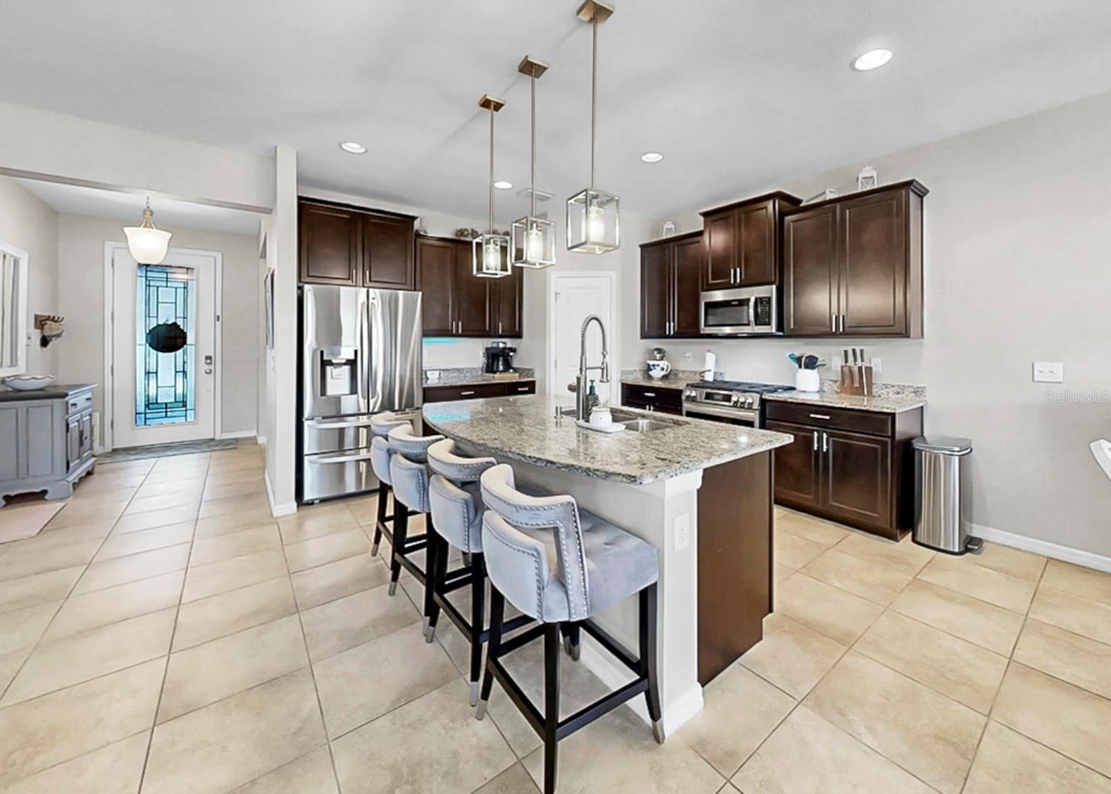 Image 31 of 77 For 6321 Sunsail Place