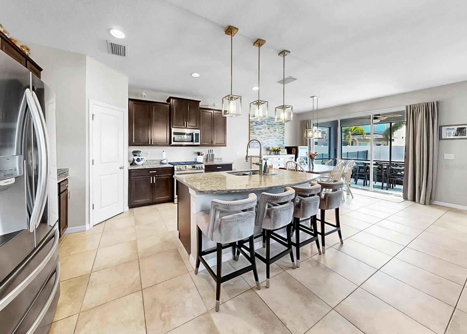 Image 33 of 77 For 6321 Sunsail Place