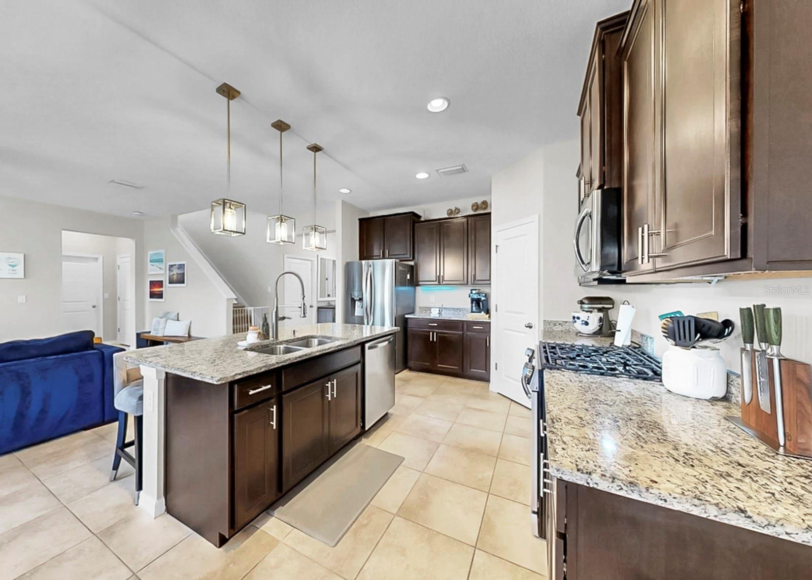 Image 37 of 77 For 6321 Sunsail Place