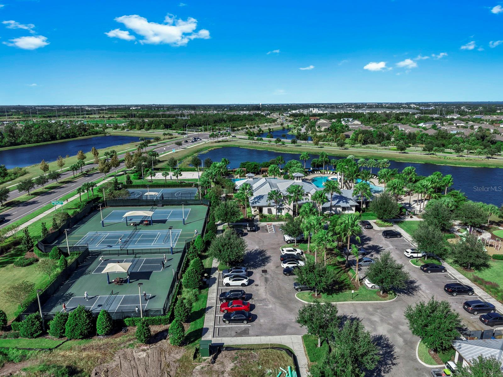 Image 76 of 77 For 6321 Sunsail Place