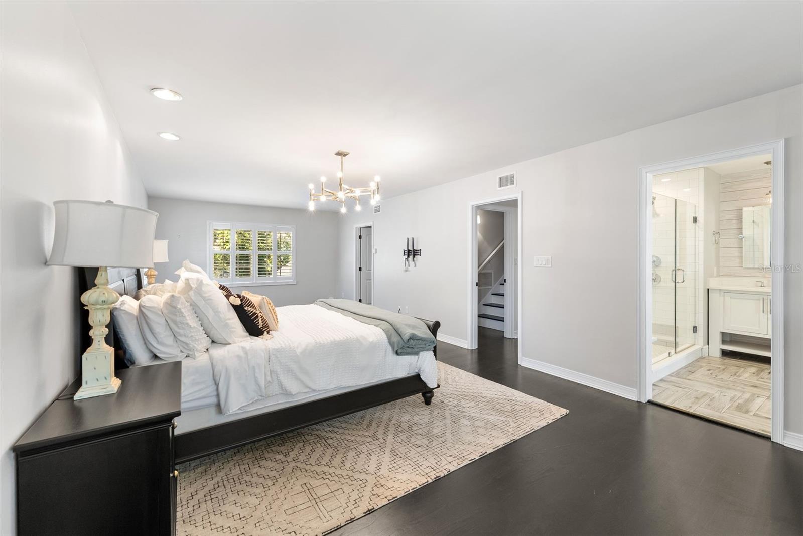 Image 36 of 81 For 1207 Druid Lane