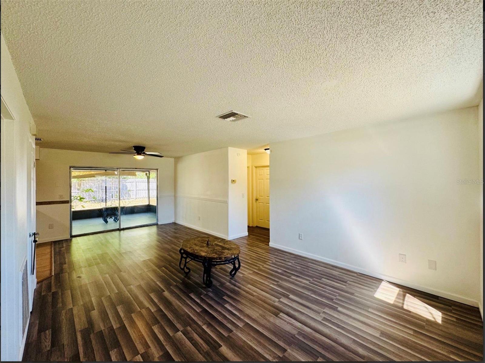 Image 18 of 20 For 7423 Mohawk Trail