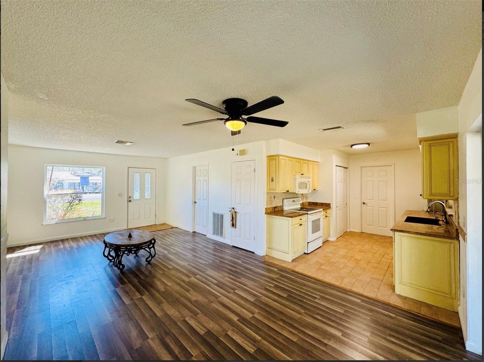 Image 20 of 20 For 7423 Mohawk Trail