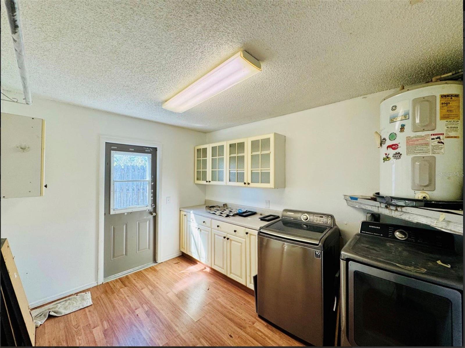 Image 8 of 20 For 7423 Mohawk Trail