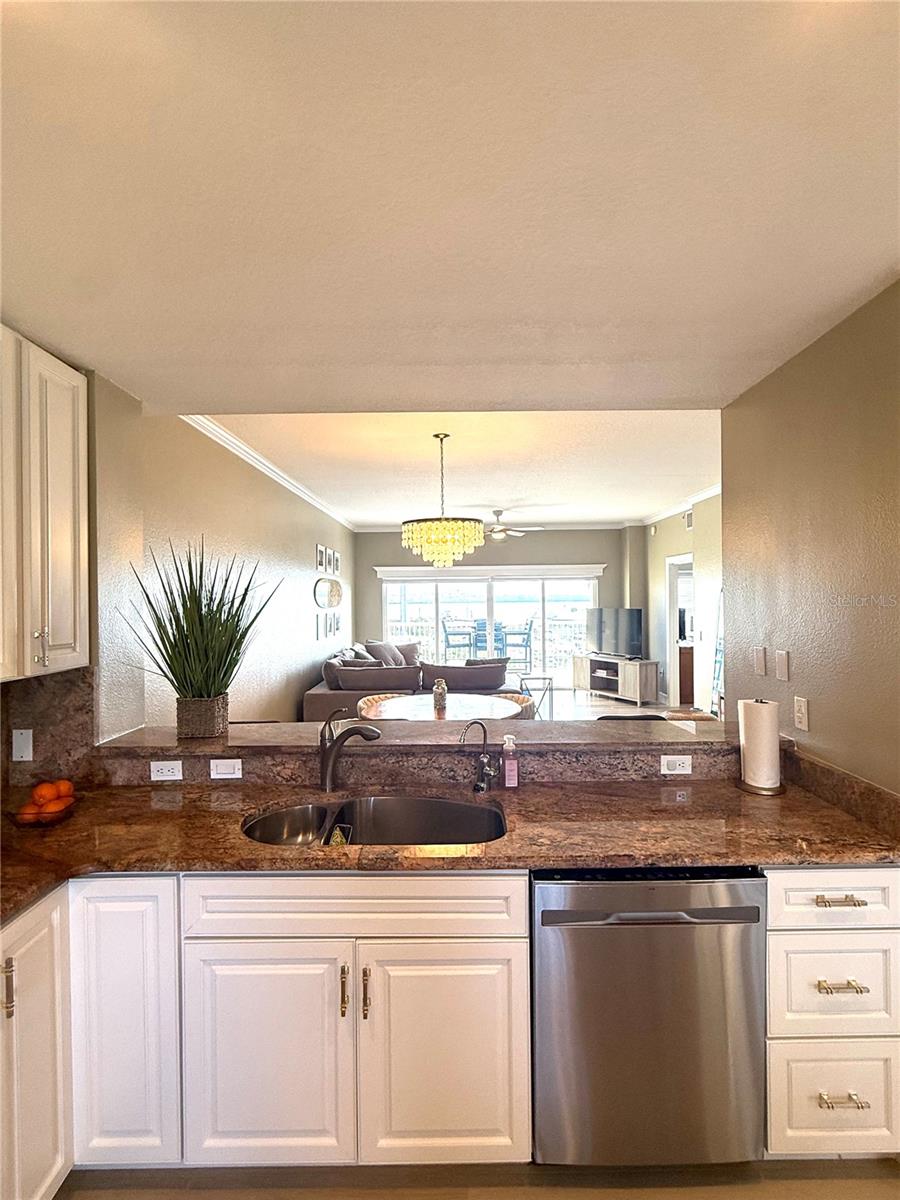 Image 5 of 23 For 423 150th Avenue 1405