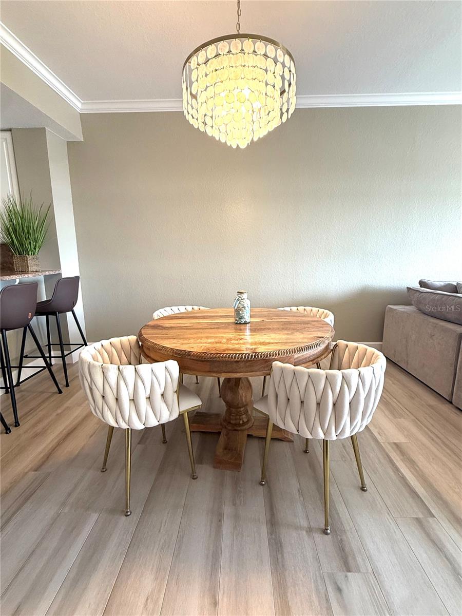 Image 9 of 23 For 423 150th Avenue 1405