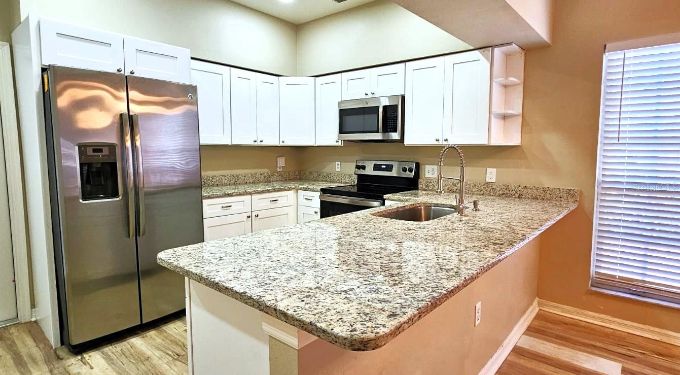 Image 11 of 31 For 2700 Penzance Street