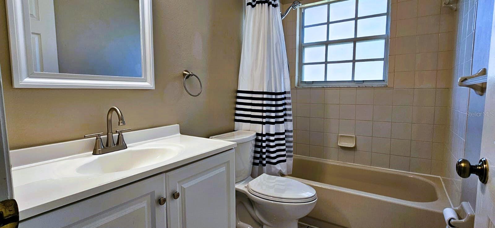 Image 25 of 31 For 2700 Penzance Street