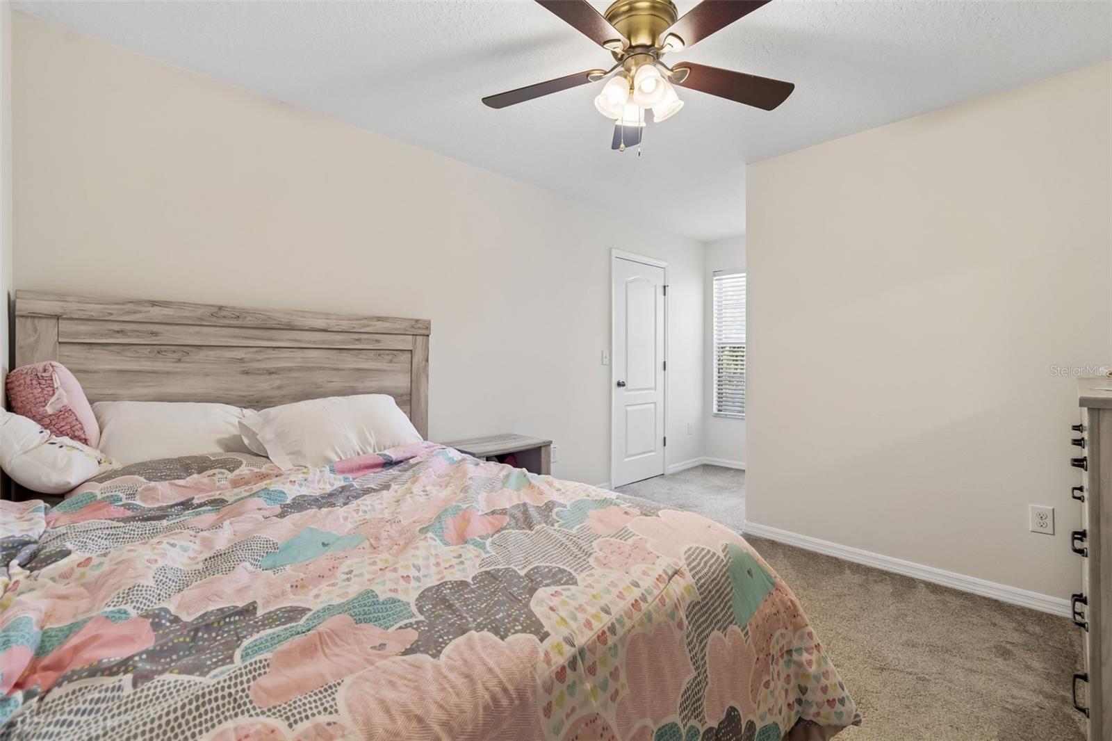 Image 18 of 65 For 2115 Song Sparrow Court