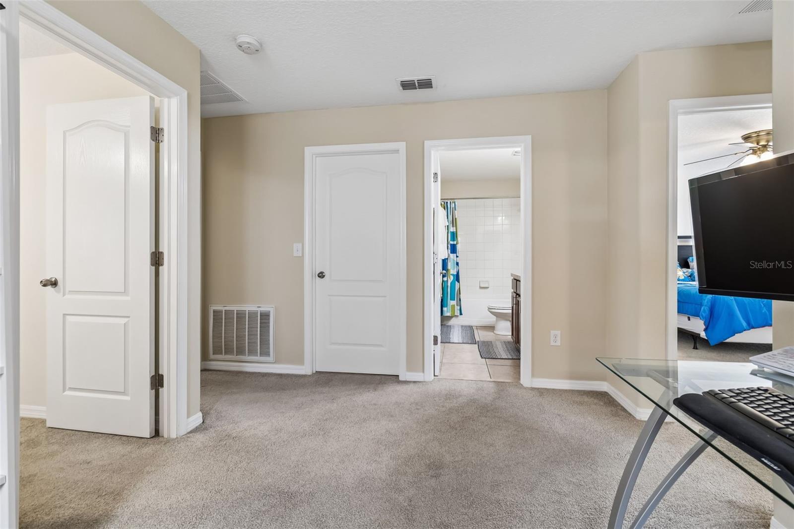 Image 38 of 65 For 2115 Song Sparrow Court