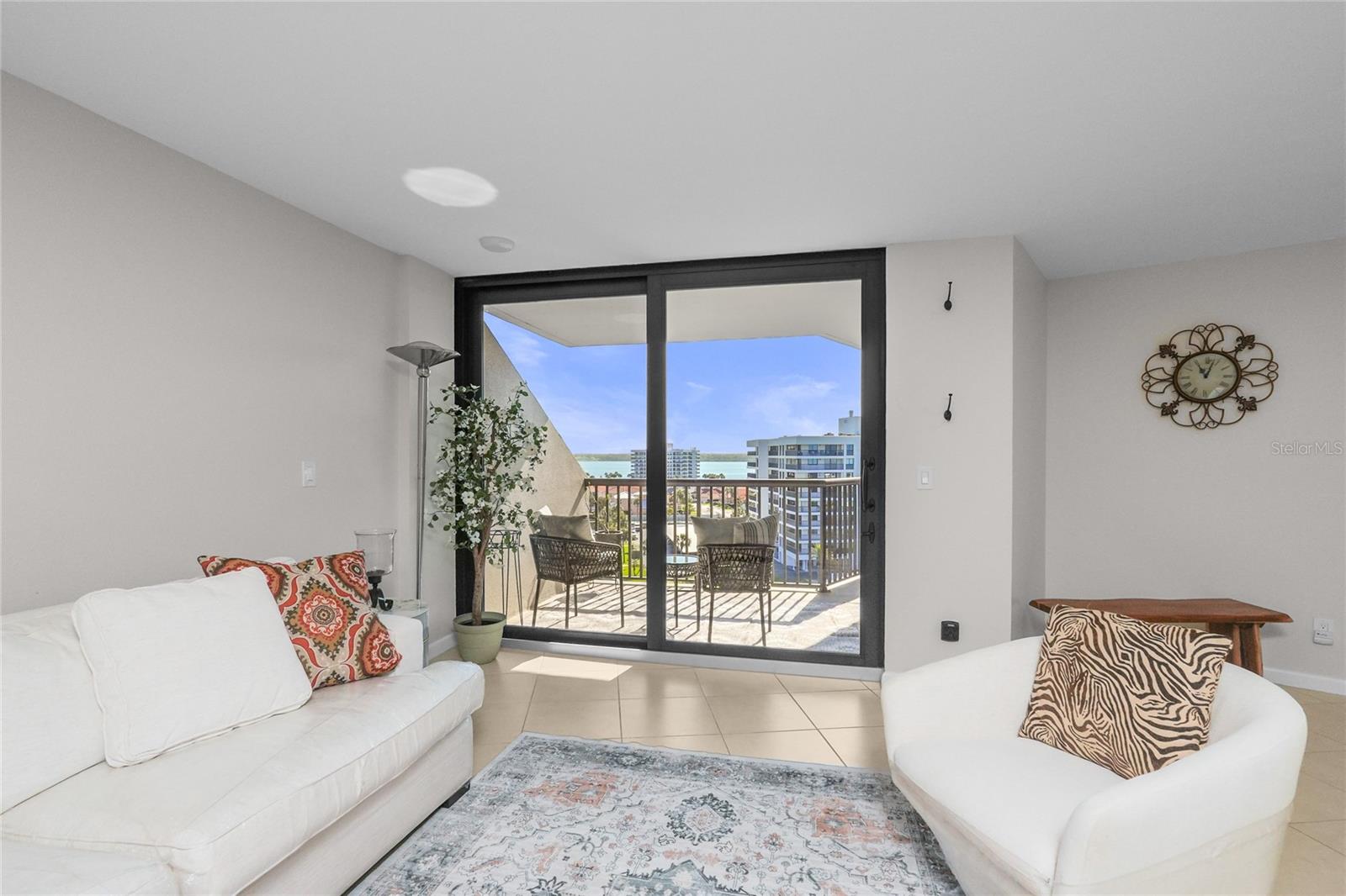 Image 10 of 28 For 1660 Gulf Boulevard 807