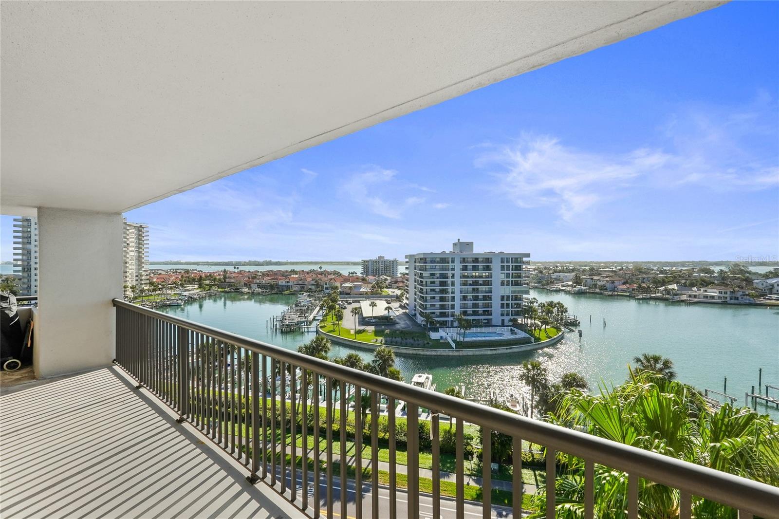 Image 14 of 28 For 1660 Gulf Boulevard 807