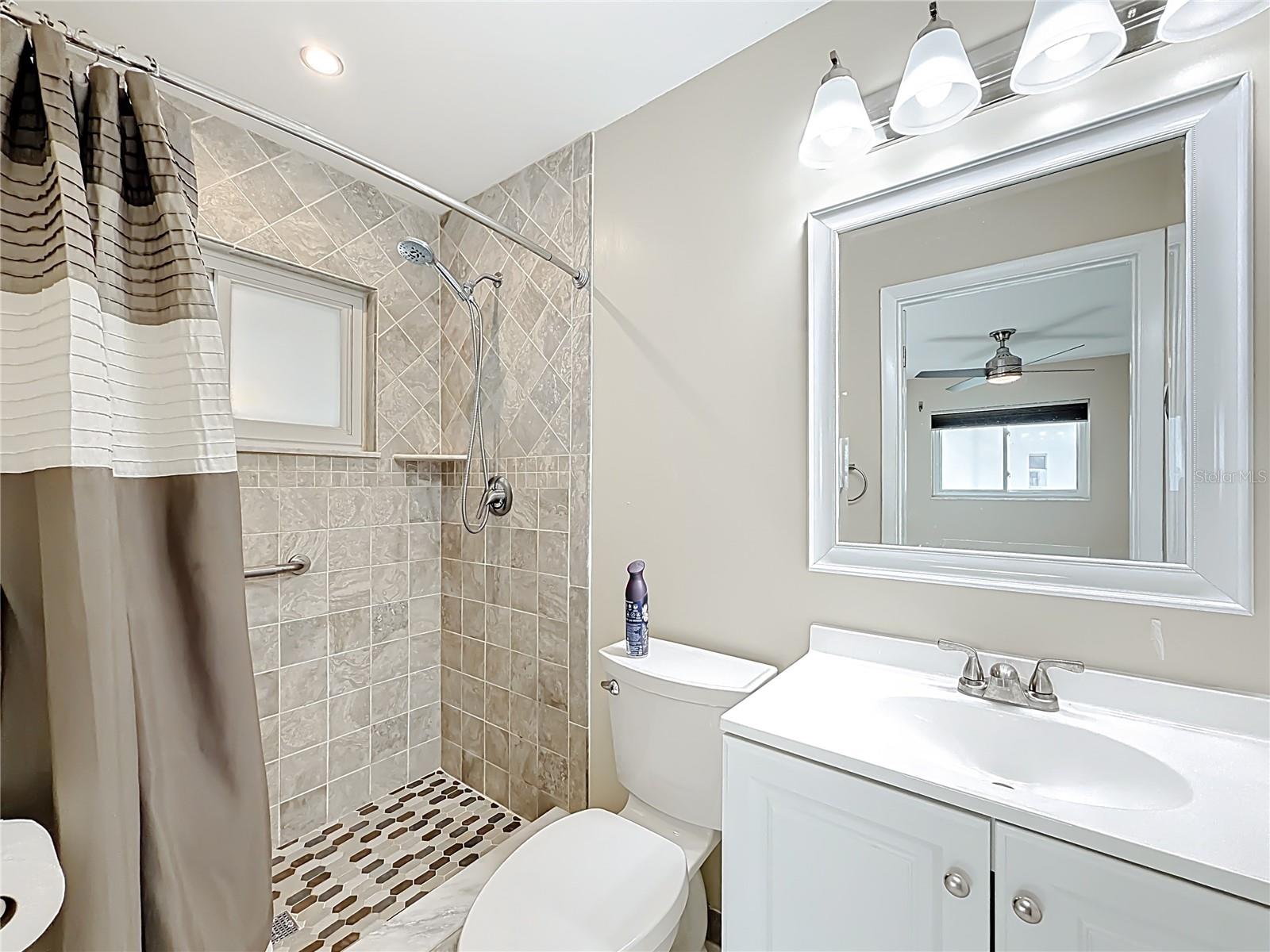 Image 18 of 26 For 4186 100th Avenue N