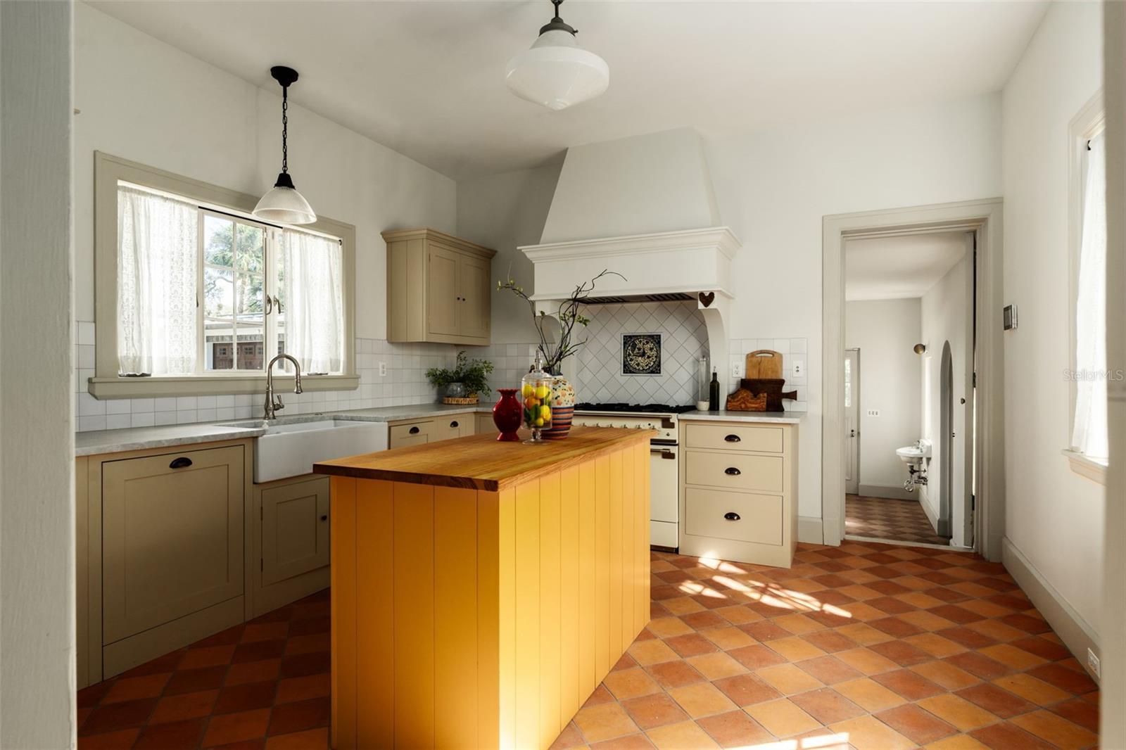 Image 25 of 79 For 403 Jasmine Way