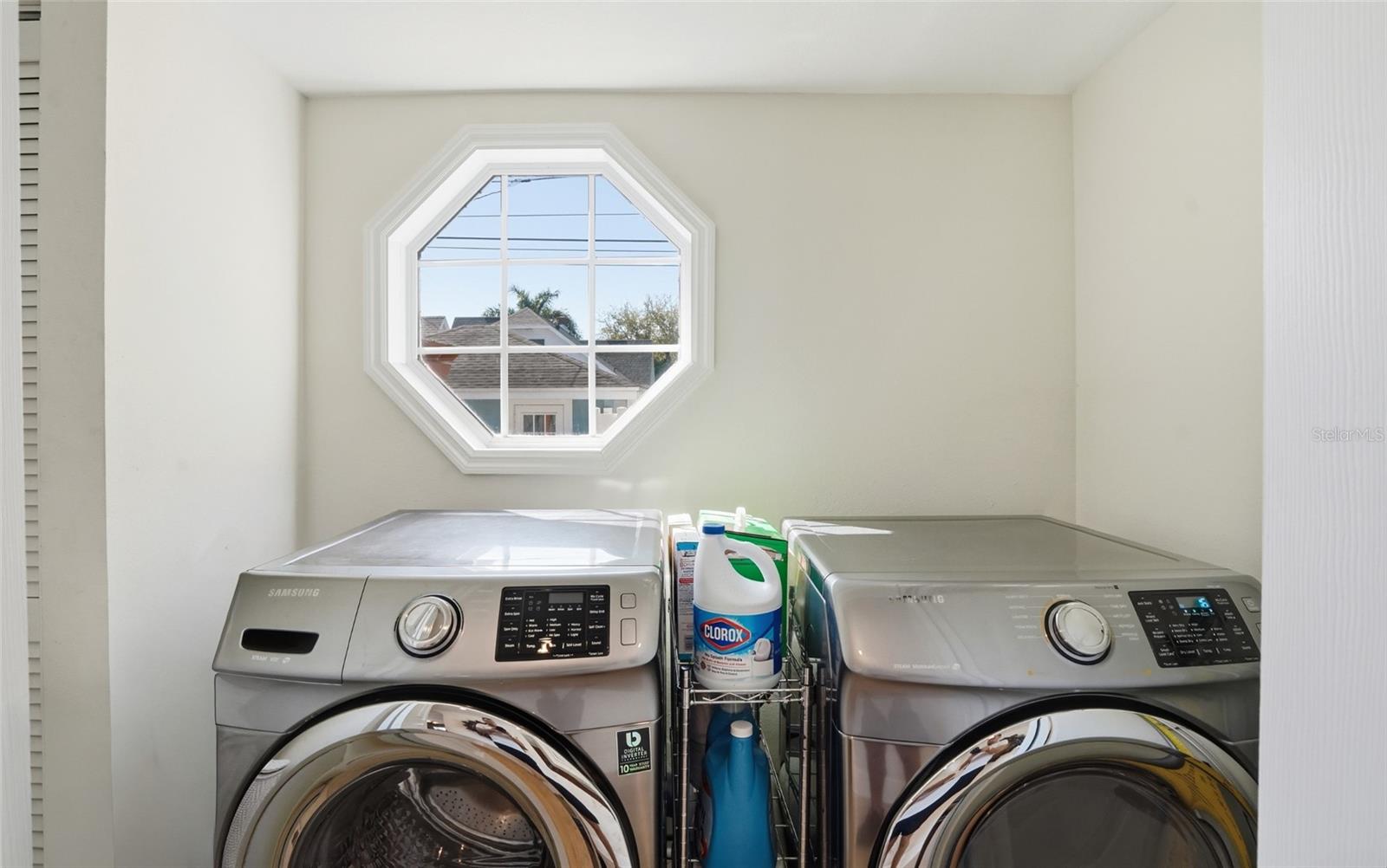 Image 27 of 62 For 126 22nd Avenue Ne