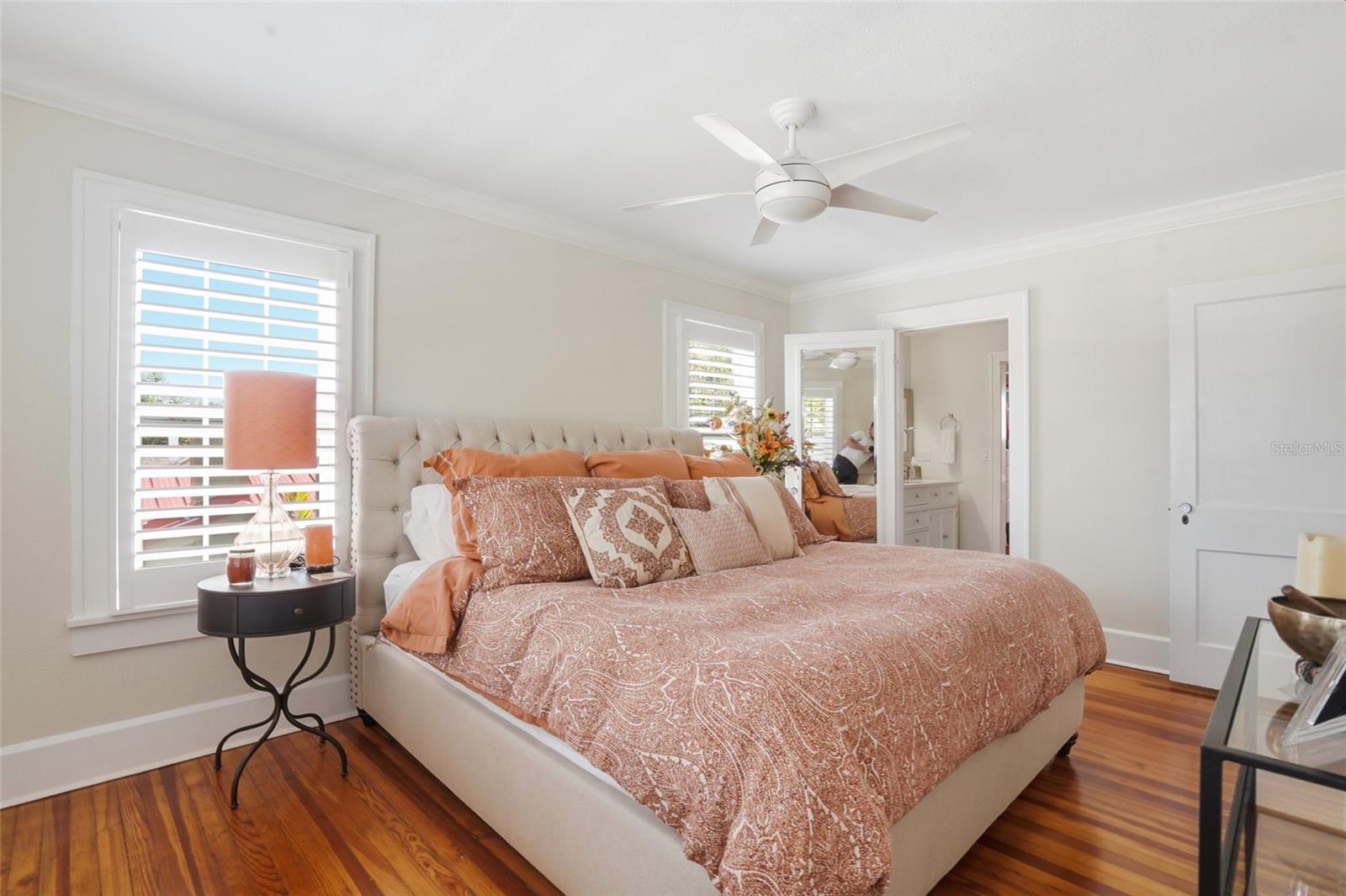 Image 32 of 62 For 126 22nd Avenue Ne