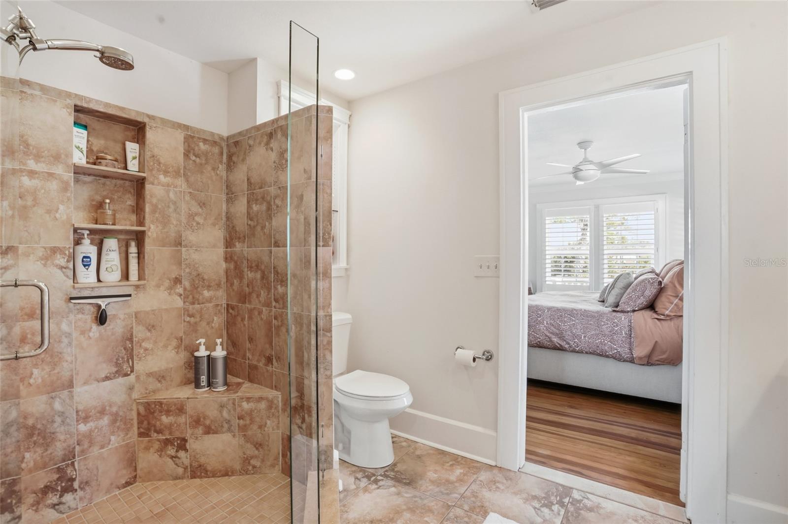 Image 37 of 62 For 126 22nd Avenue Ne