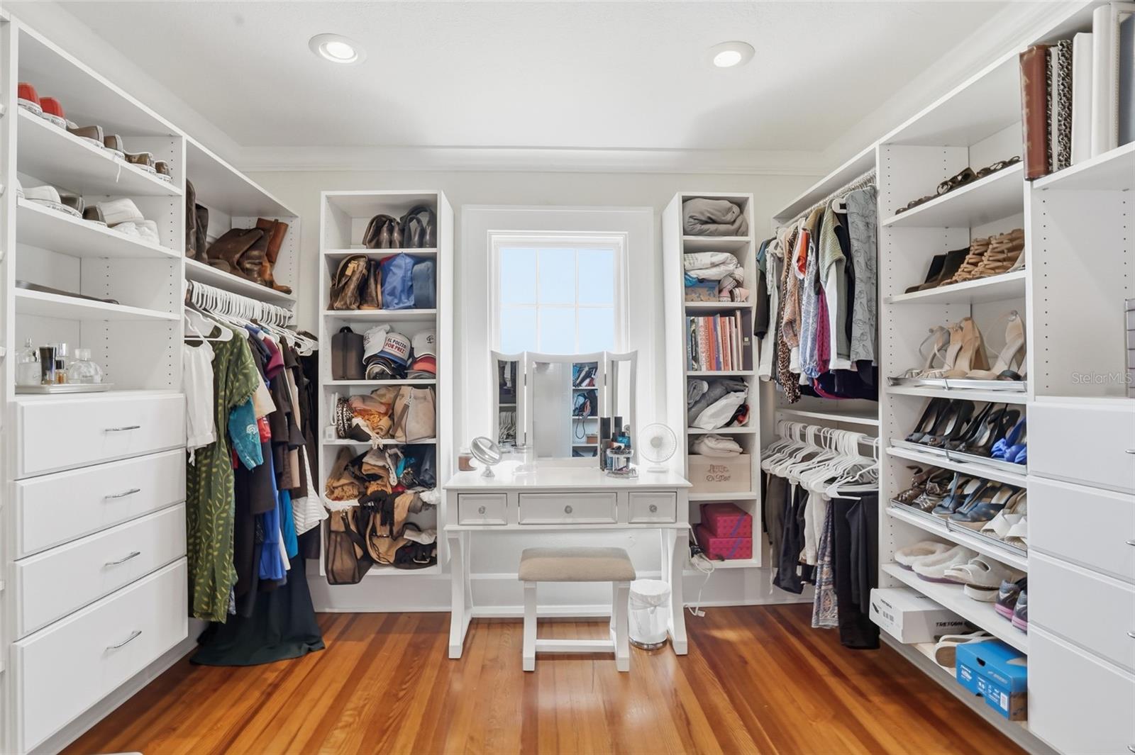 Image 38 of 62 For 126 22nd Avenue Ne