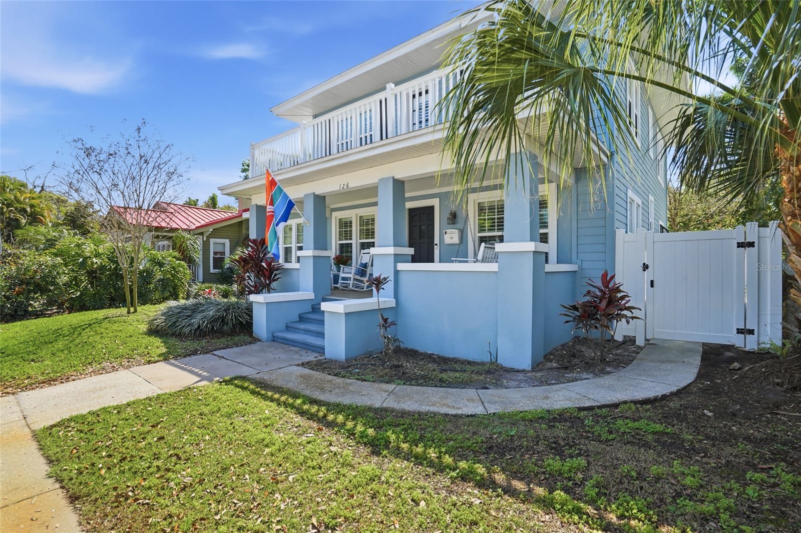 Image 4 of 62 For 126 22nd Avenue Ne