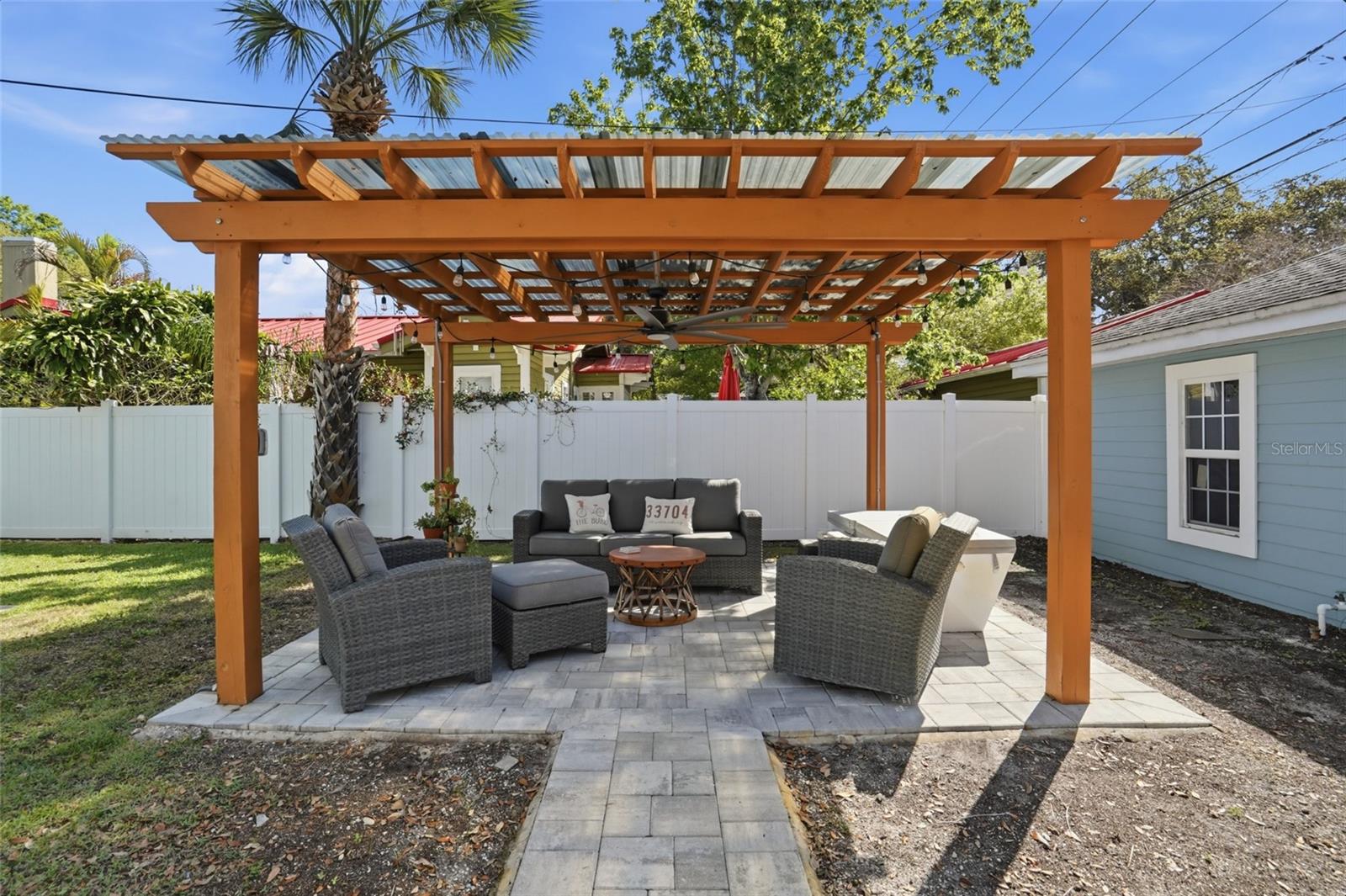 Image 48 of 62 For 126 22nd Avenue Ne