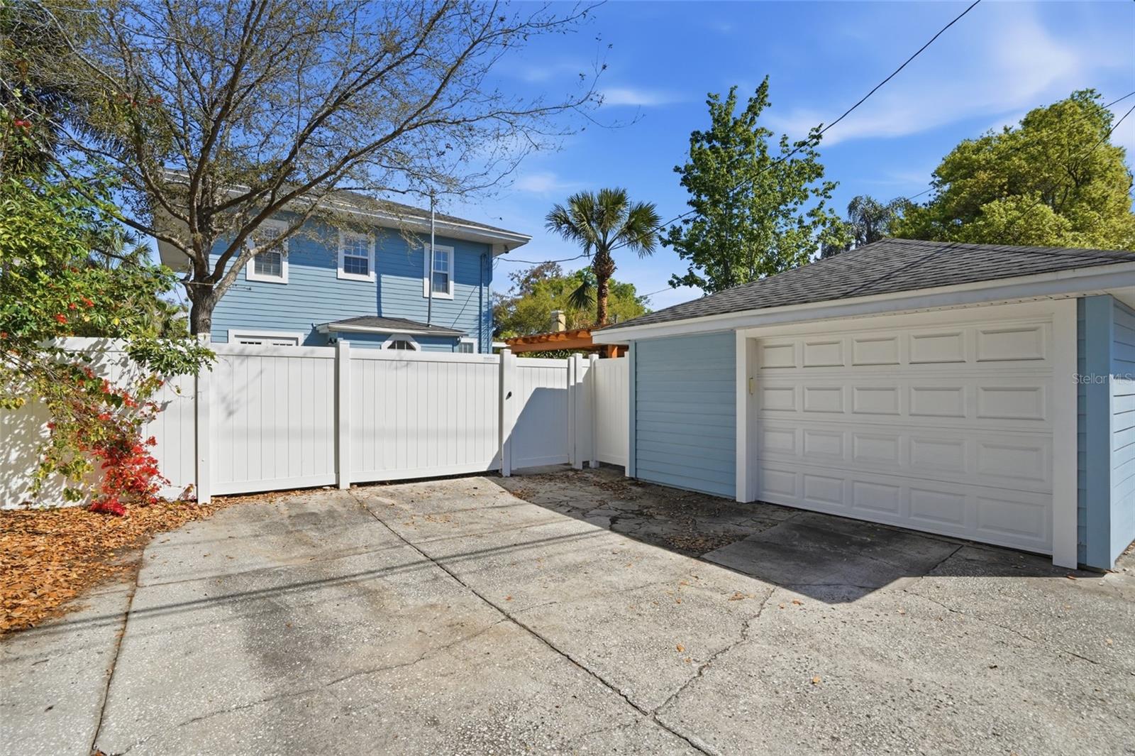 Image 53 of 62 For 126 22nd Avenue Ne