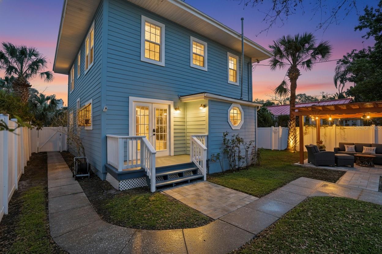 Image 61 of 62 For 126 22nd Avenue Ne