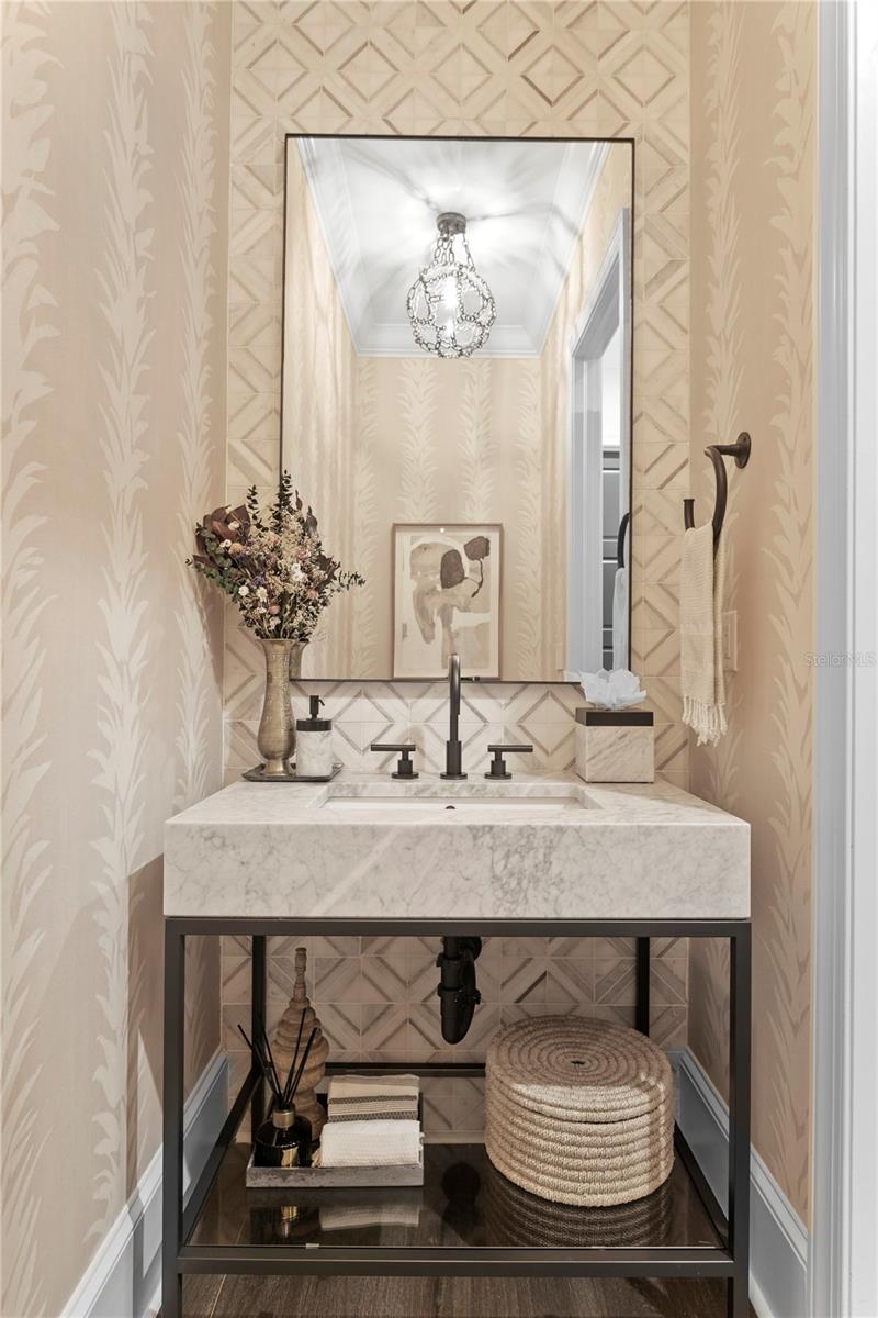 Image 15 of 48 For 605 Ontario Avenue